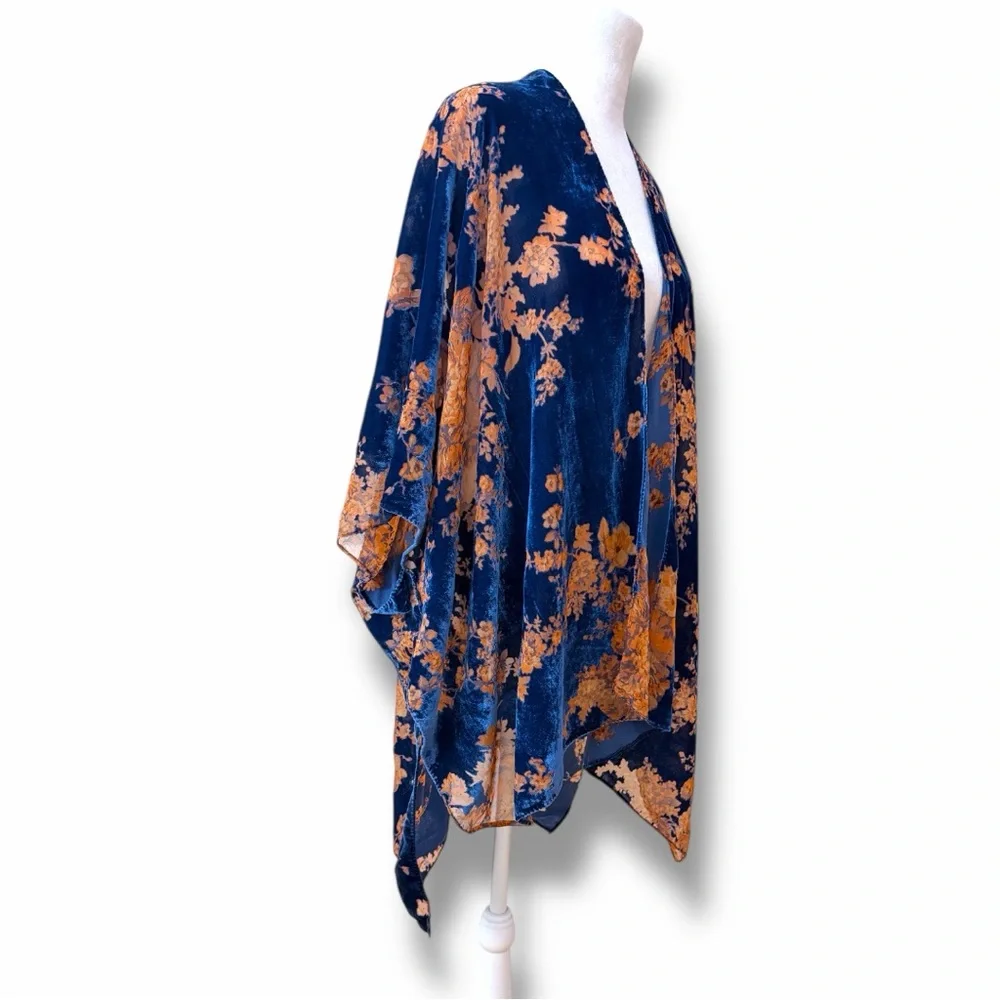 Francesca’s Boho Floral Burnout Velvet Kimono Navy & Rust OS - Picture 3 of 10